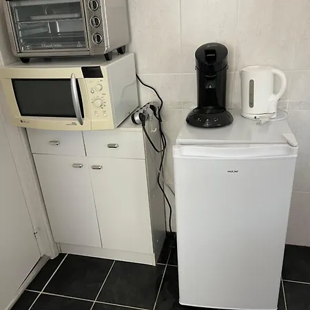 Rum i privatbostad Meublee